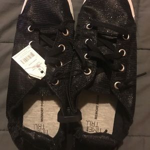 women's time and tru scrunch back canvas sneaker